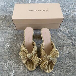 EUC Loeffler Randall Emilia Gold Pleated Bow Heel - Size 7.5